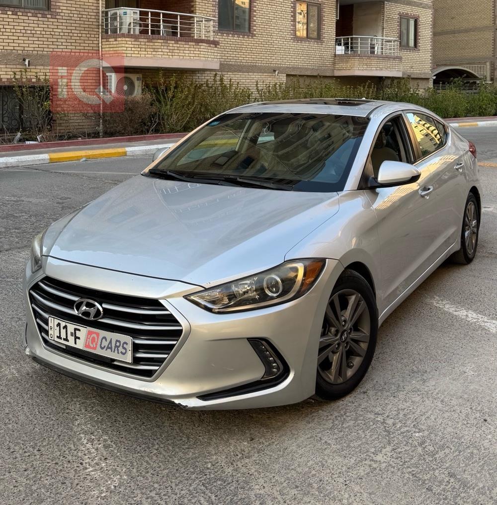 هیۆندای ئەلەنترا